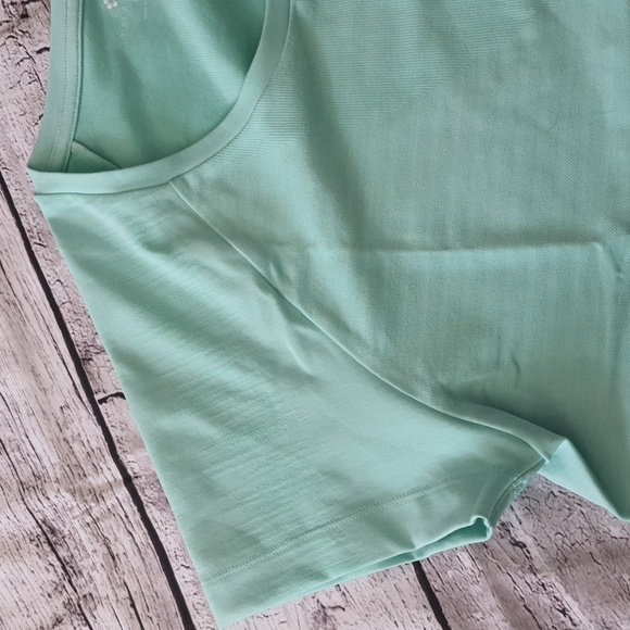 Tuff Seamless Active Tee - Picture 3 of 8